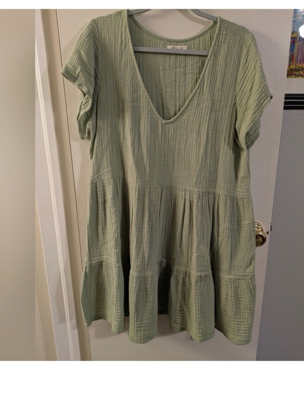 Rip Curl Light Green V-Neck
Tiered Mini Dress